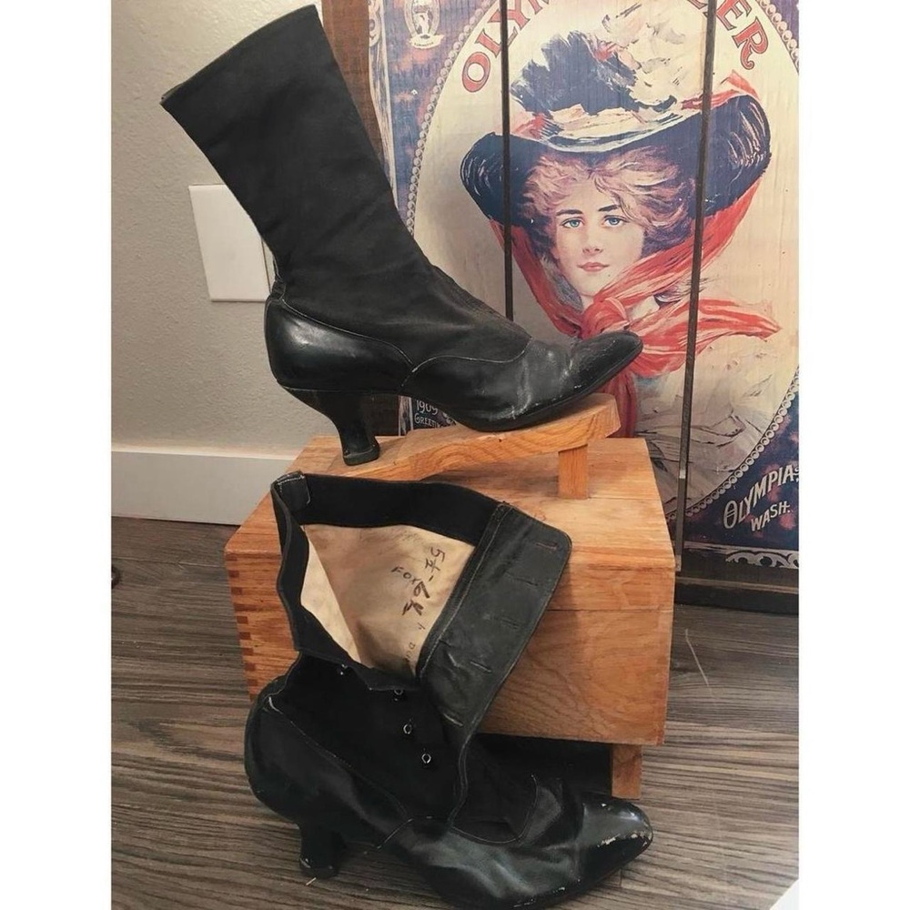 Worn by IRENE DUNNE Victorian shoes for the movies The MUDLARK and Roberta